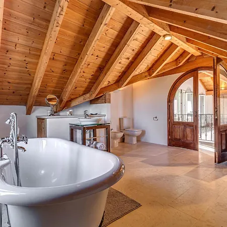 Eagle's Rest Villa *